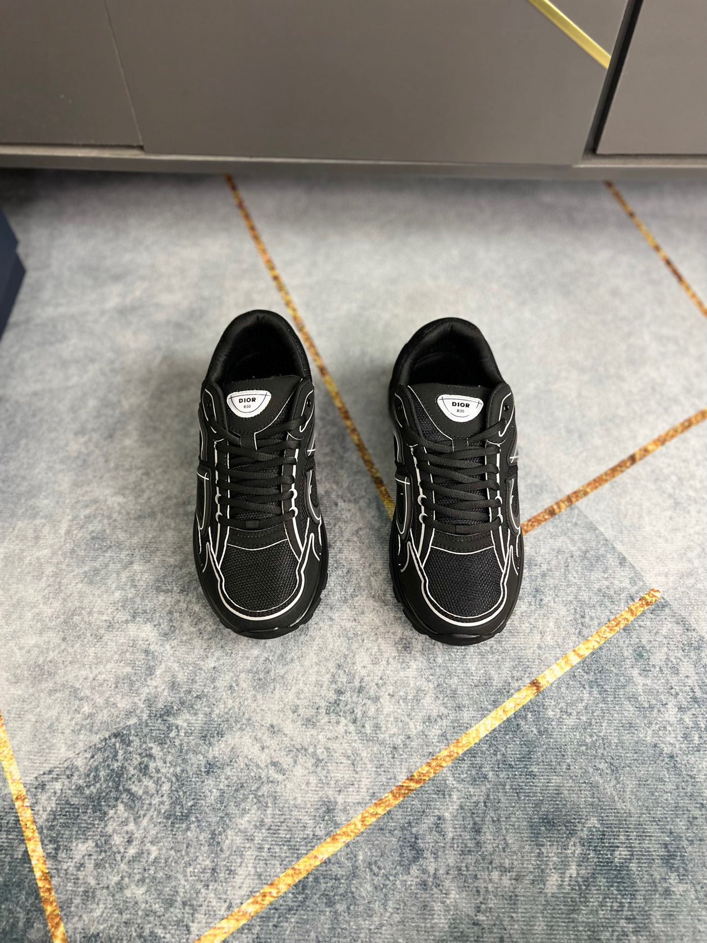Dior B30
