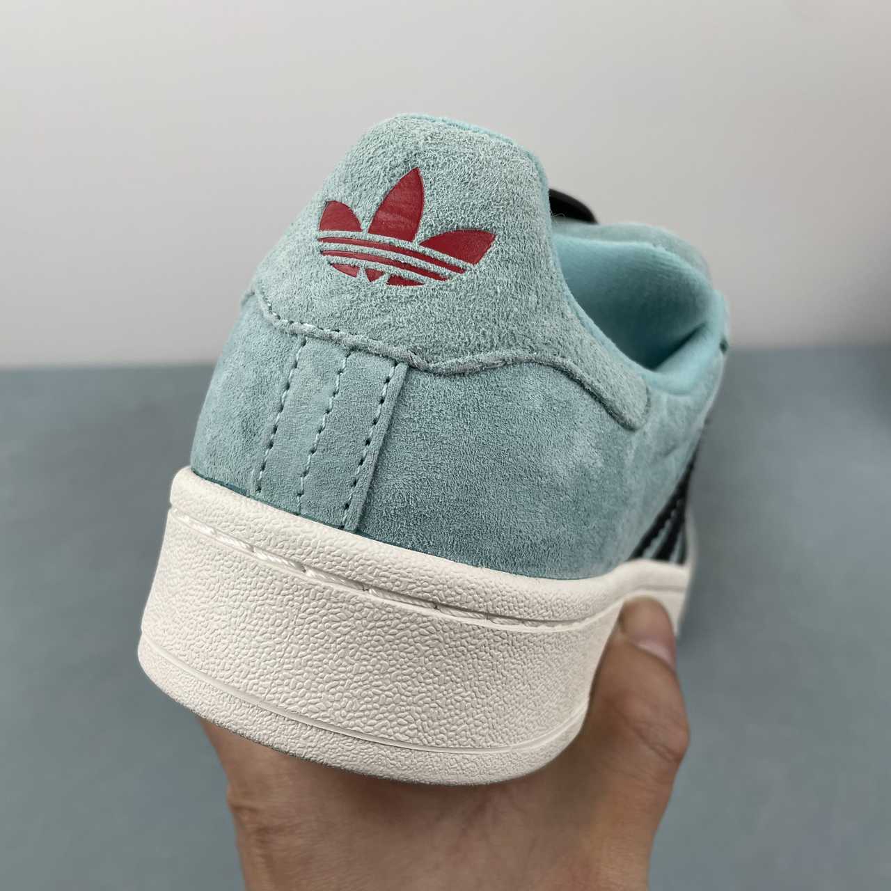Adidas Campus 00s
