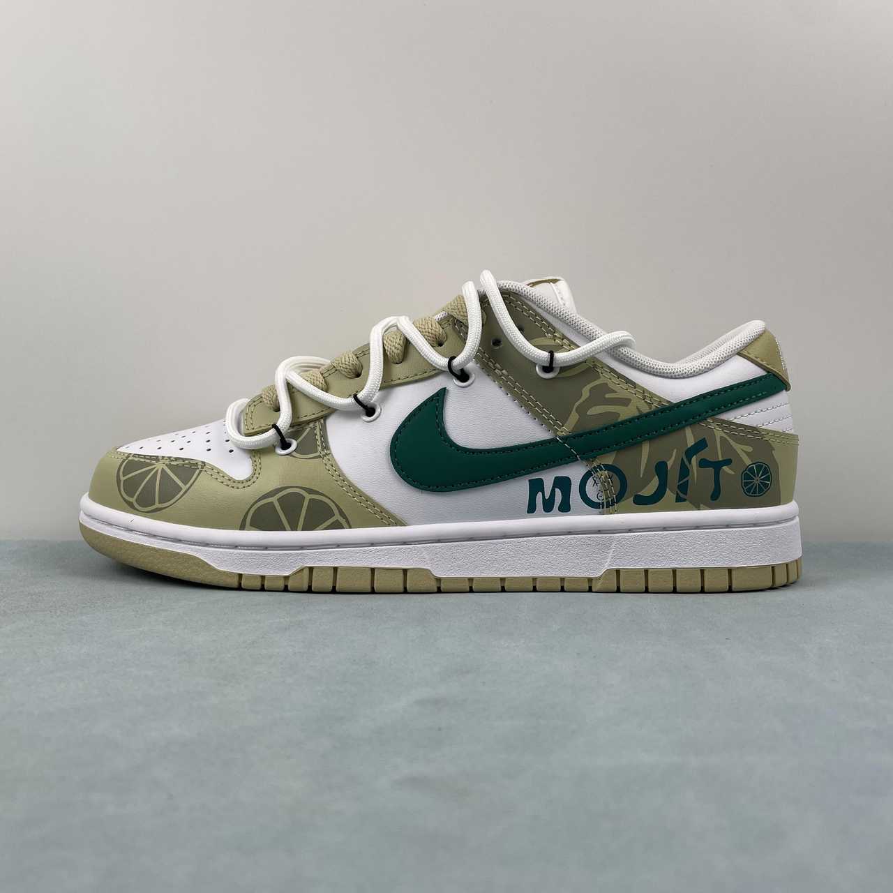Nike Dunk Low