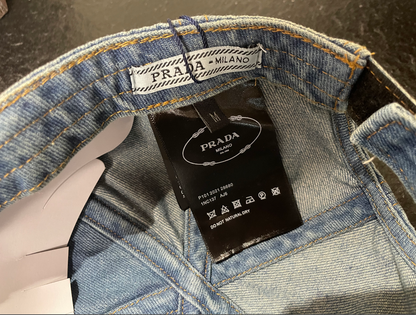 Boné Prada