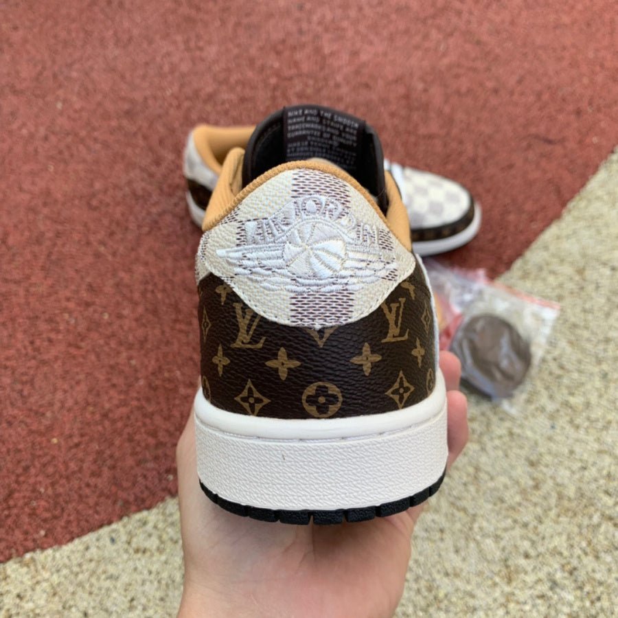 Jordan 1 Low