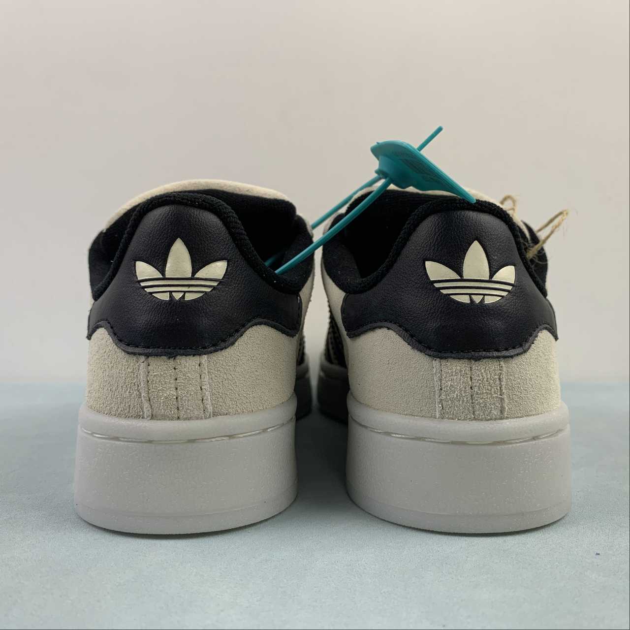 Adidas Campus 00s