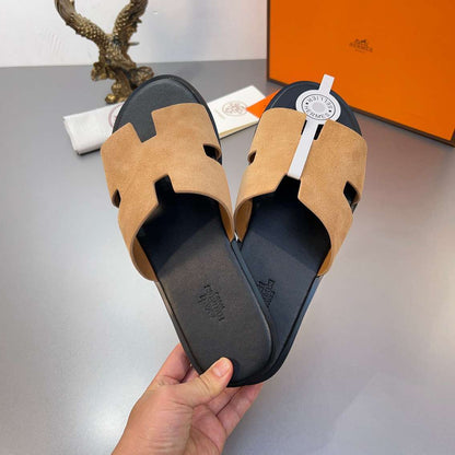 Chinelo Hermes