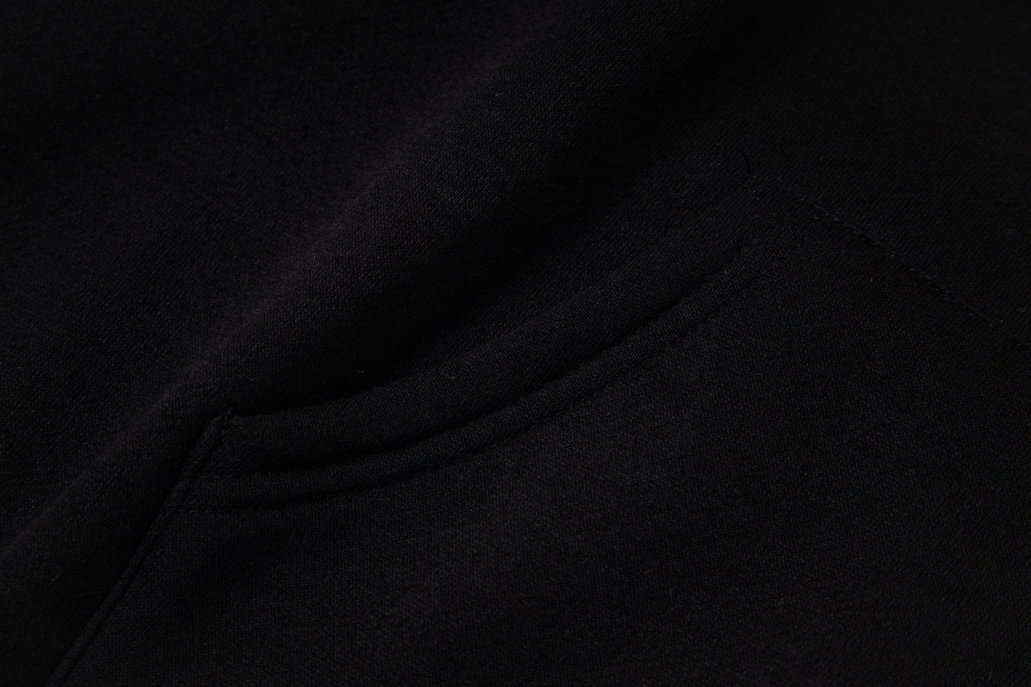 Sudadera con Capucha Syna World