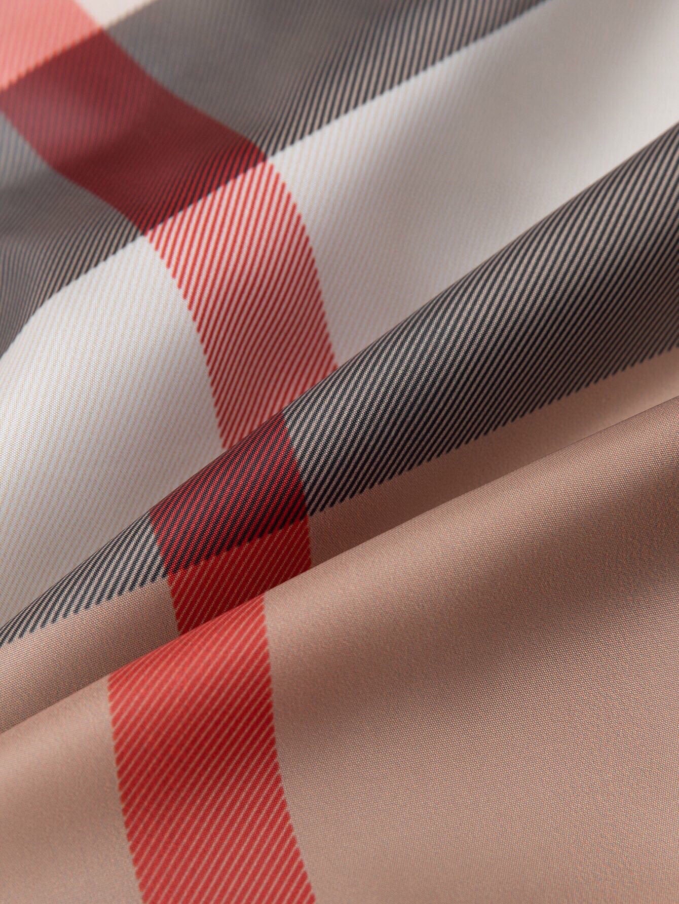 Short Burberry