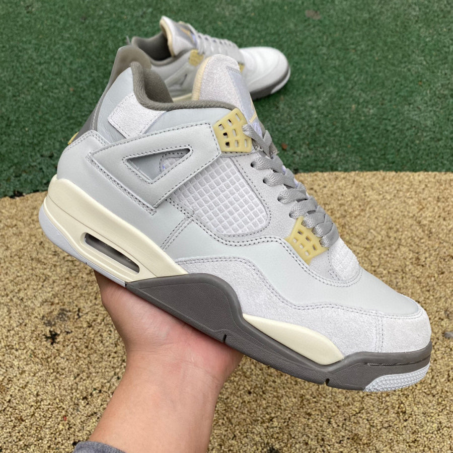 Air Jordan 4