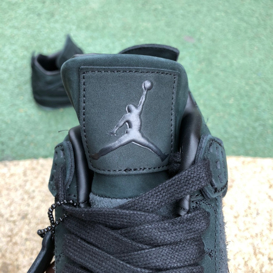 Air Jordan 4