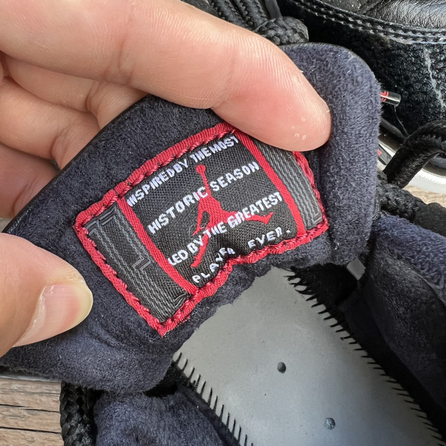 Air Jordan 11