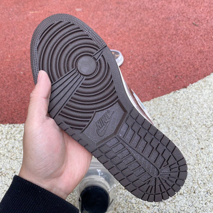 Jordan 1 Low