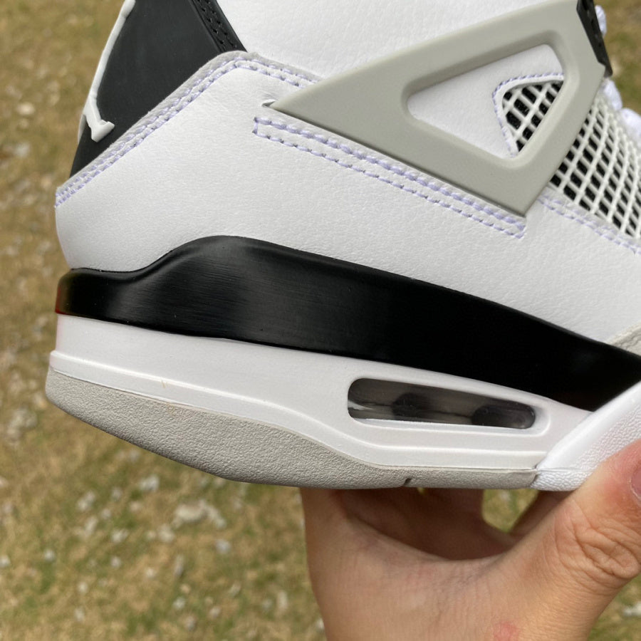 Air Jordan 4