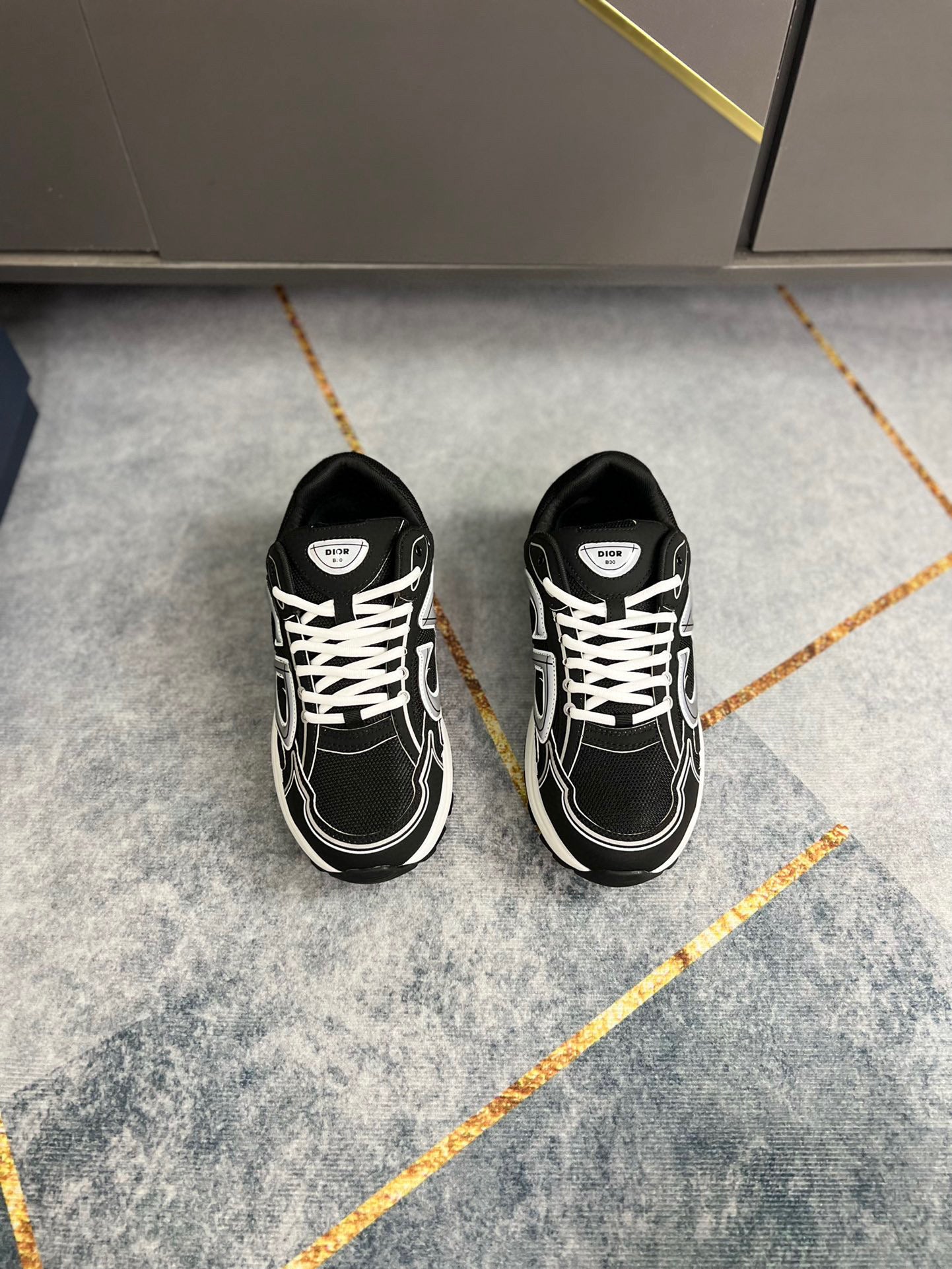 Dior B30