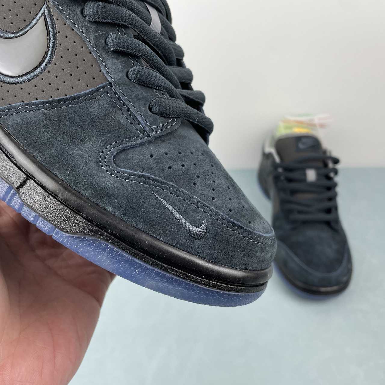 Nike Dunk Low