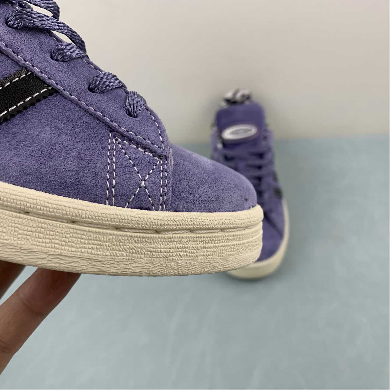 Adidas Campus 00s