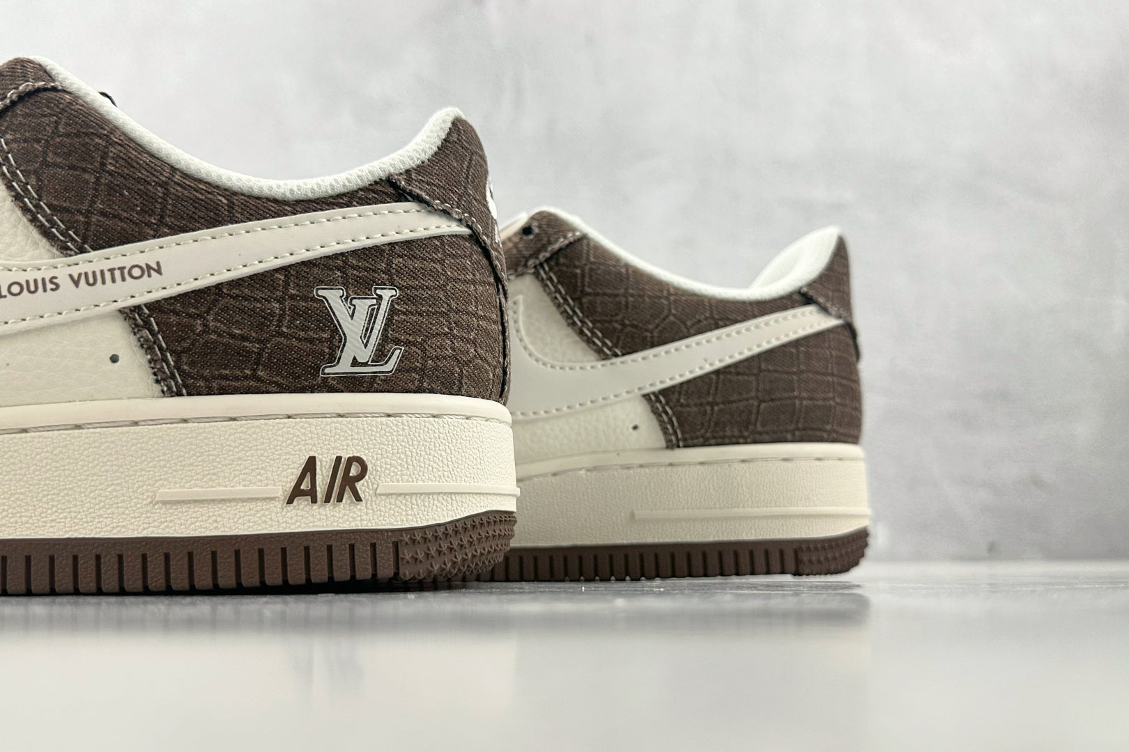 Louis Vuitton x Nike Air Force 1