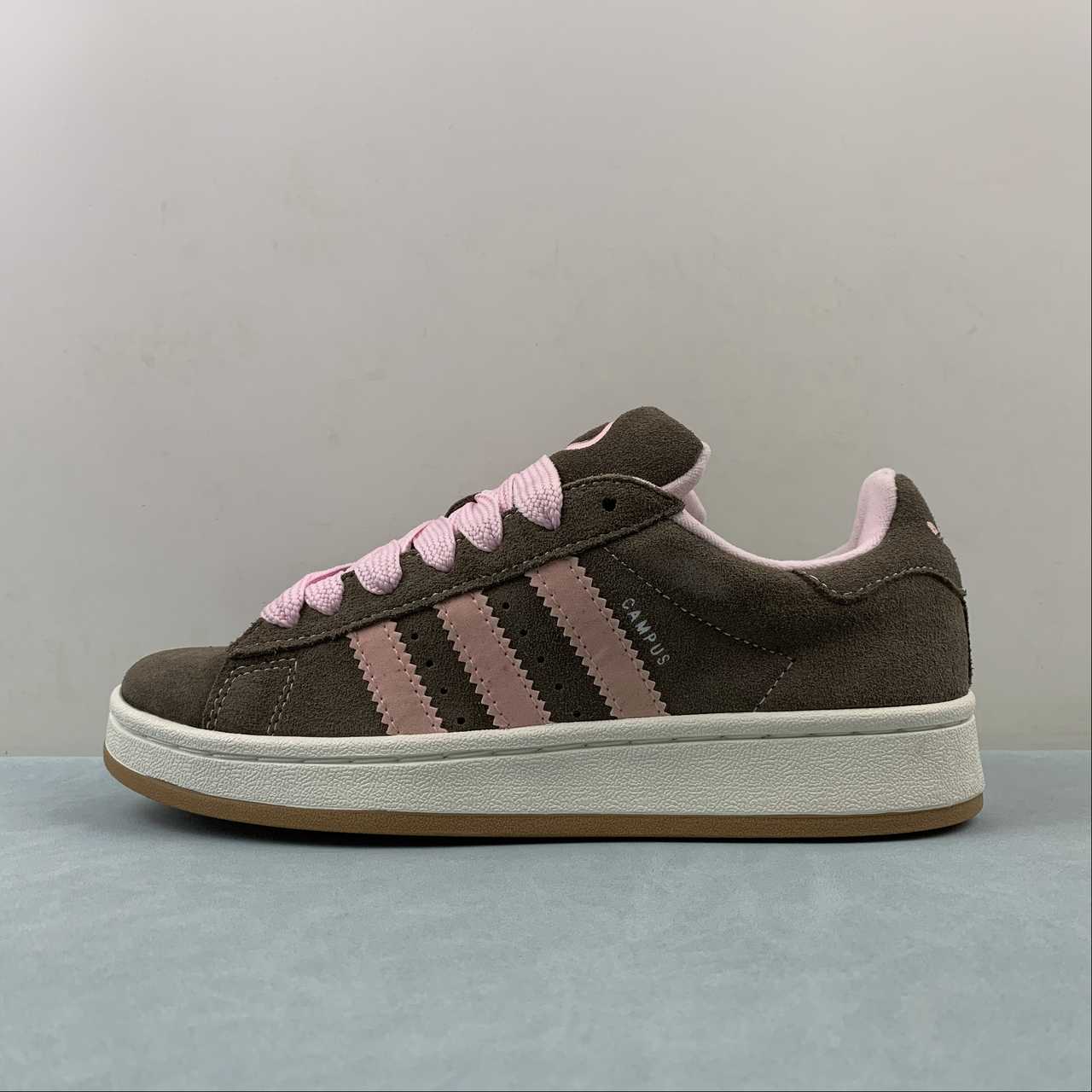 Adidas Campus 00s