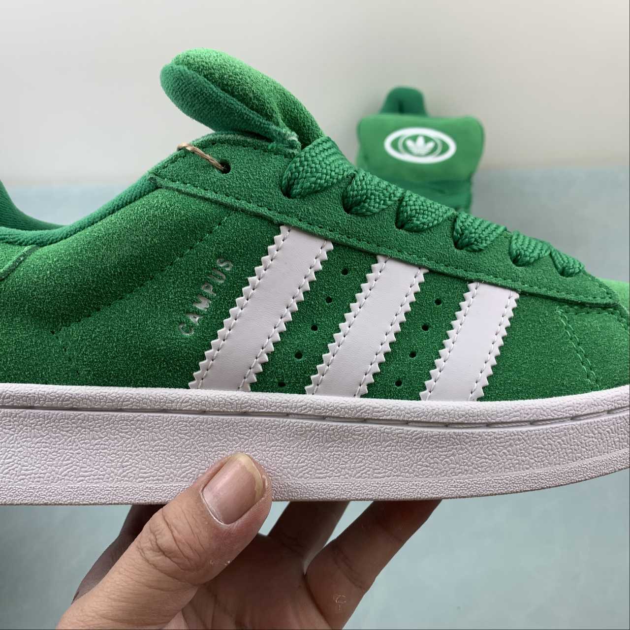 Adidas Campus 00s