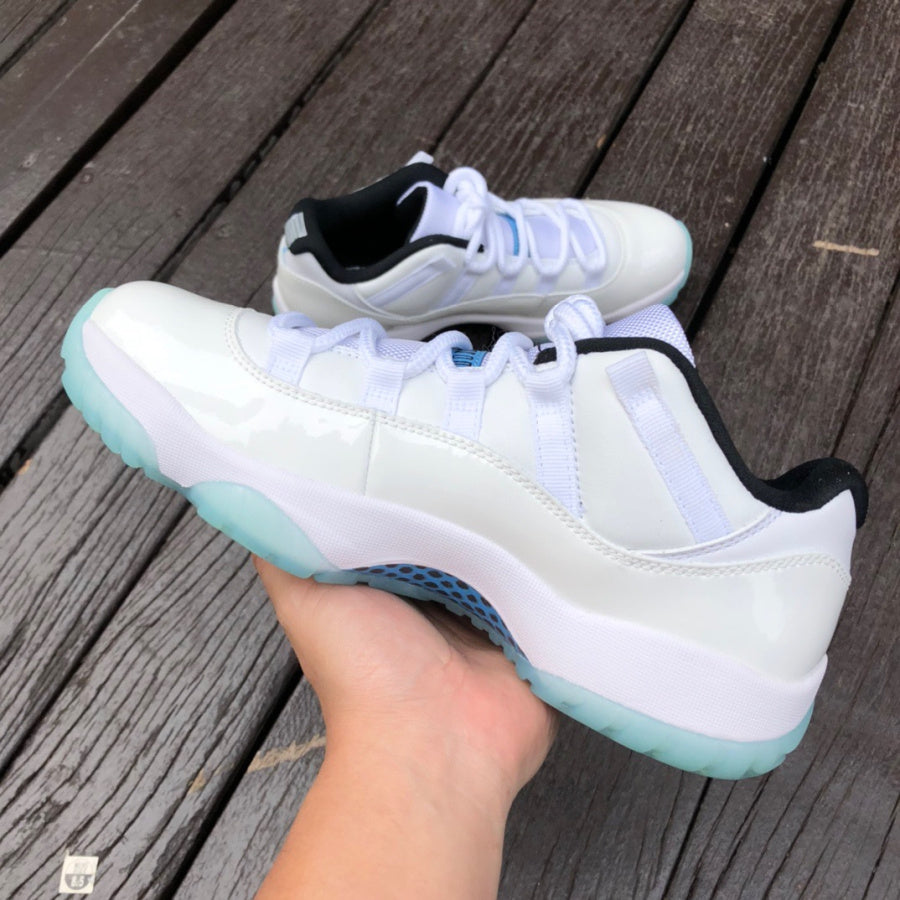 Air Jordan 11