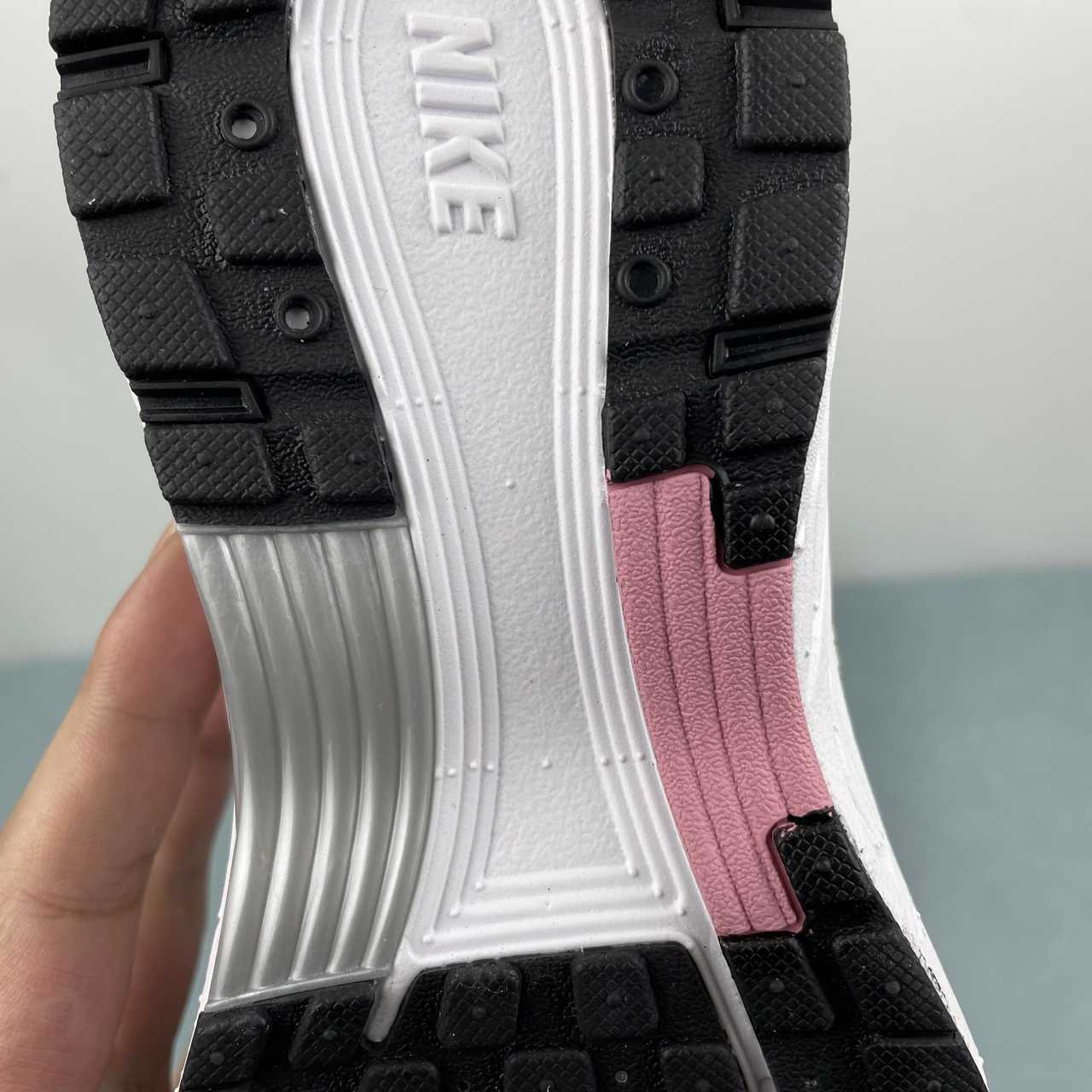 Nike P-6000