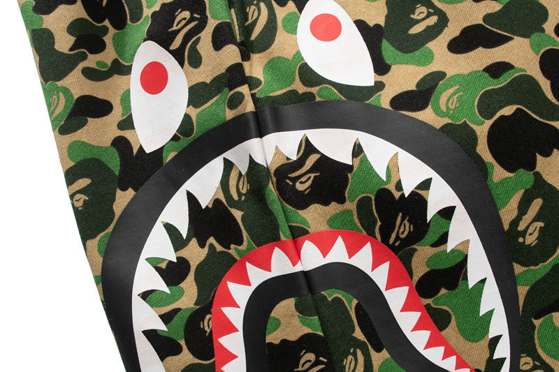 BAPE corto