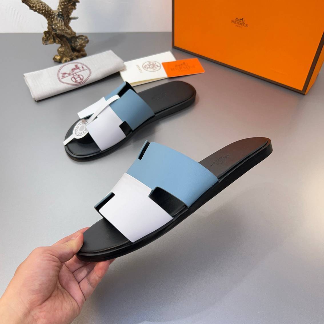 Chinelo Hermes