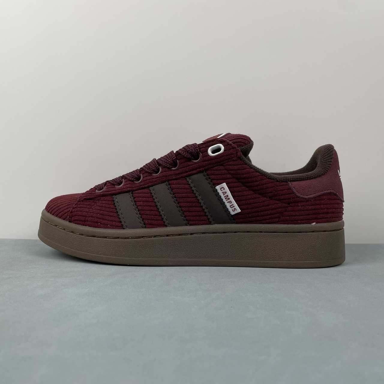Adidas Campus 00s