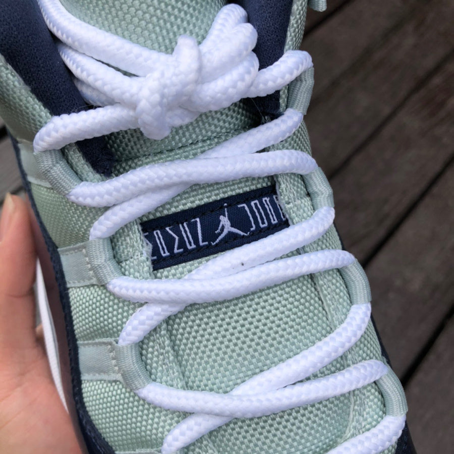 Air Jordan 11