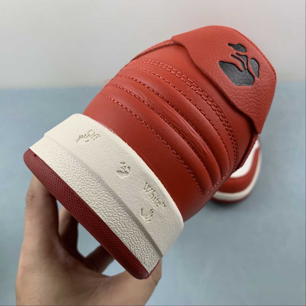 OFF-WHITE Out Of Office "000" Low
