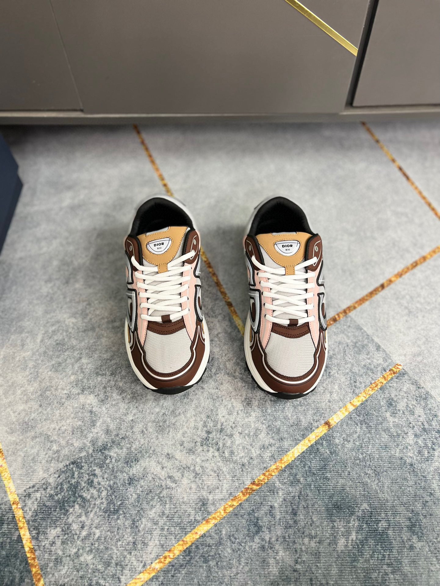 Dior B30