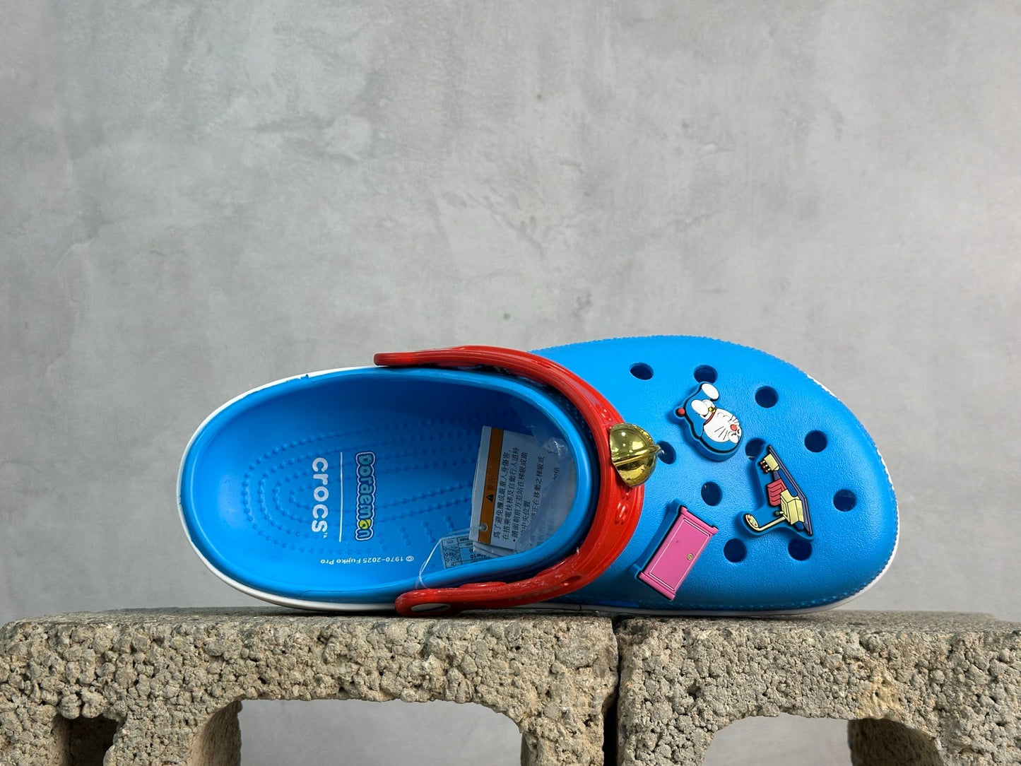 Crocs Classic Clogs de Doraemon