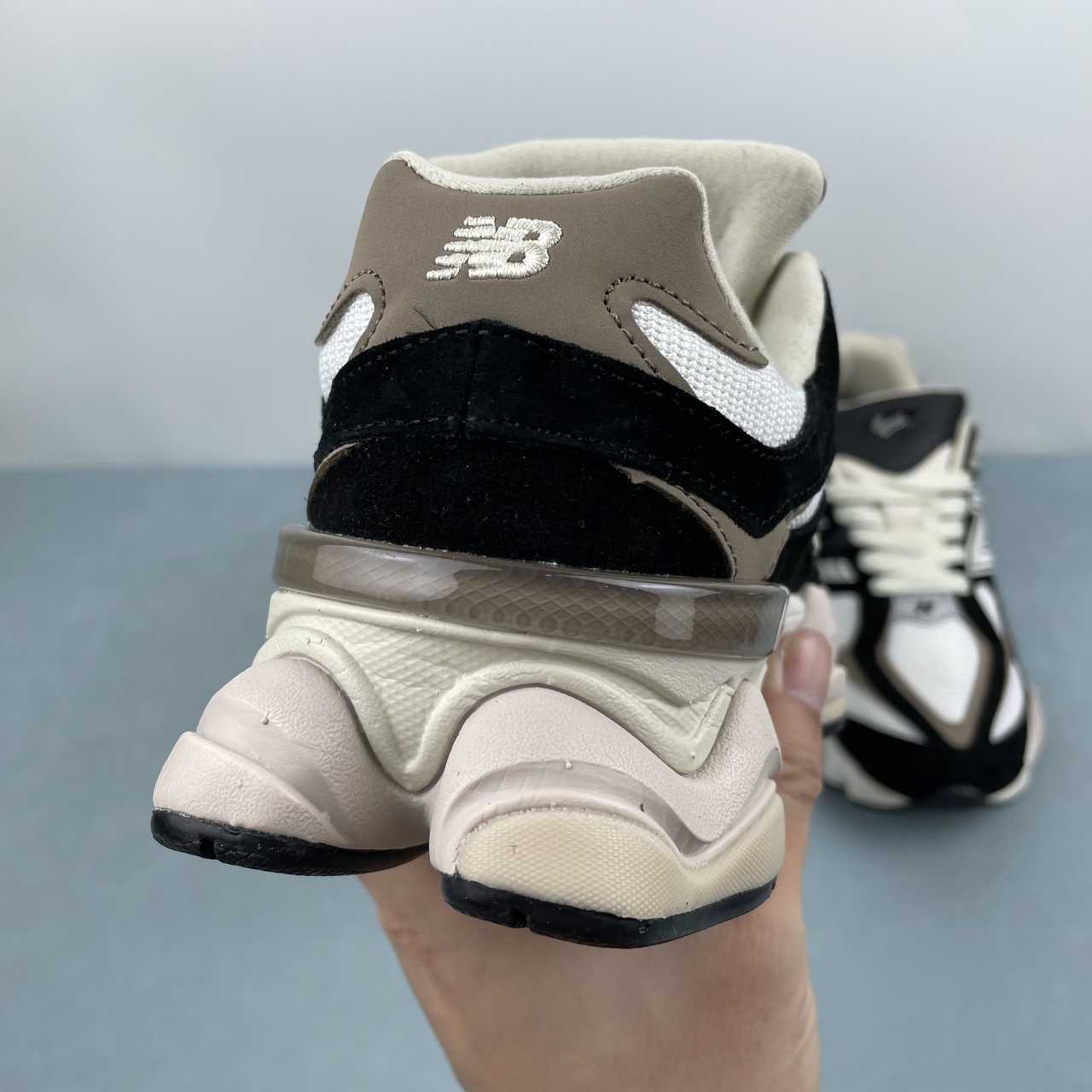 New Balance 9060