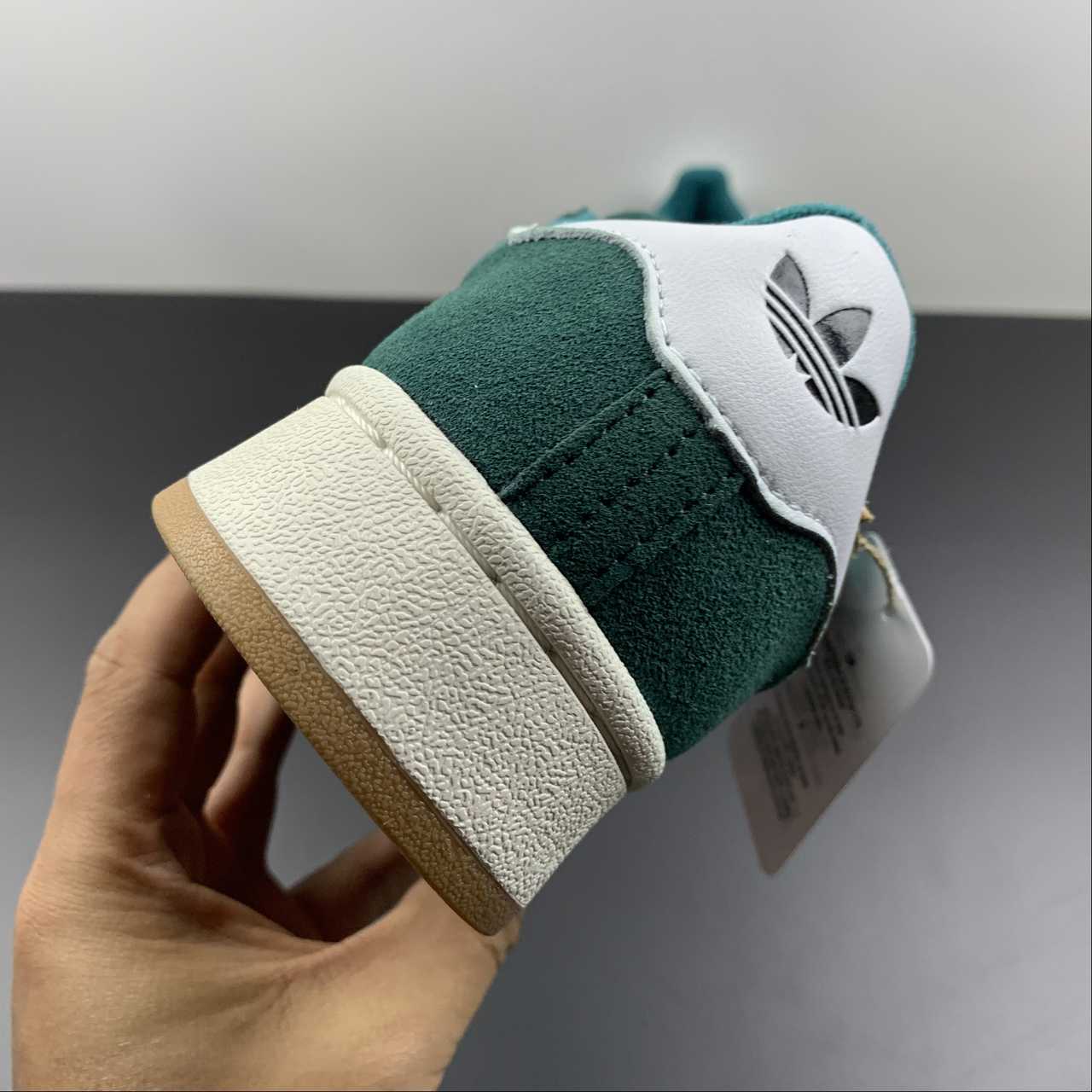 Adidas Campus 00s