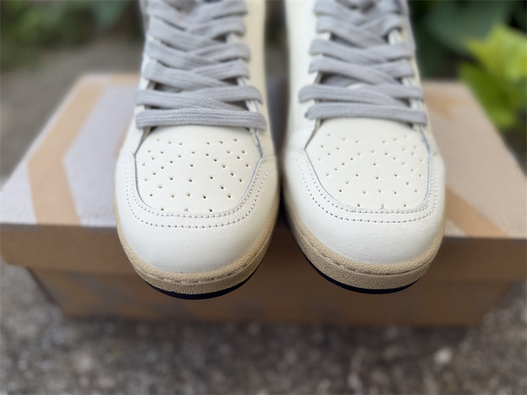 Golden Goose Super-Star