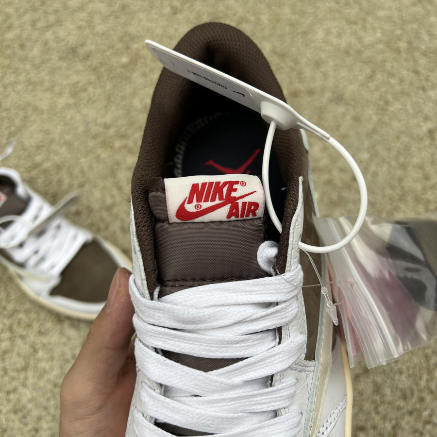 Jordan 1 Low