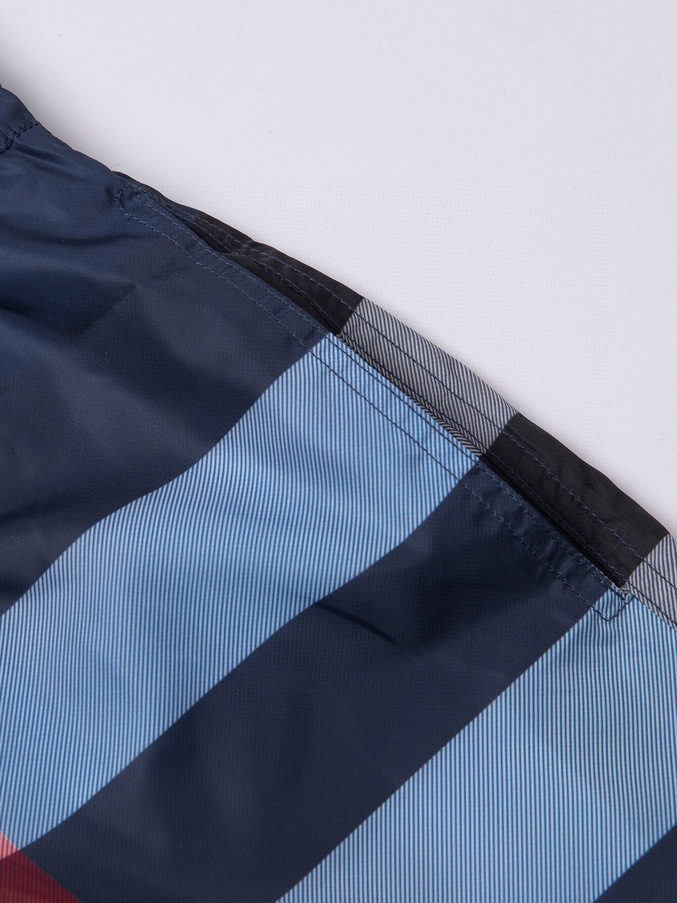 Short Burberry