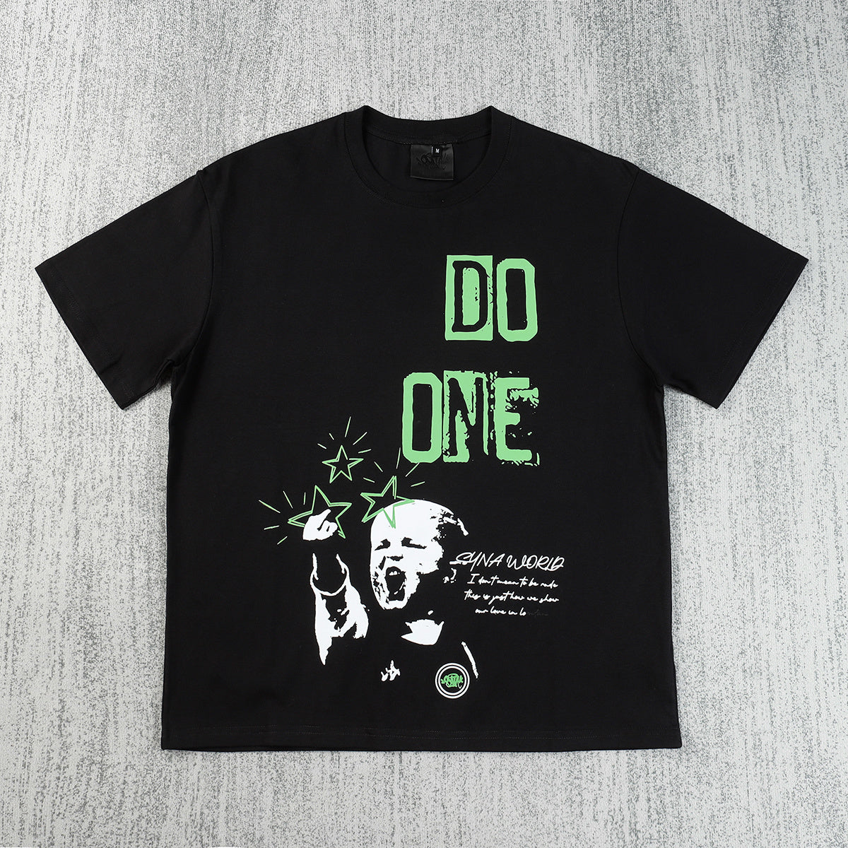 Camiseta Syna World