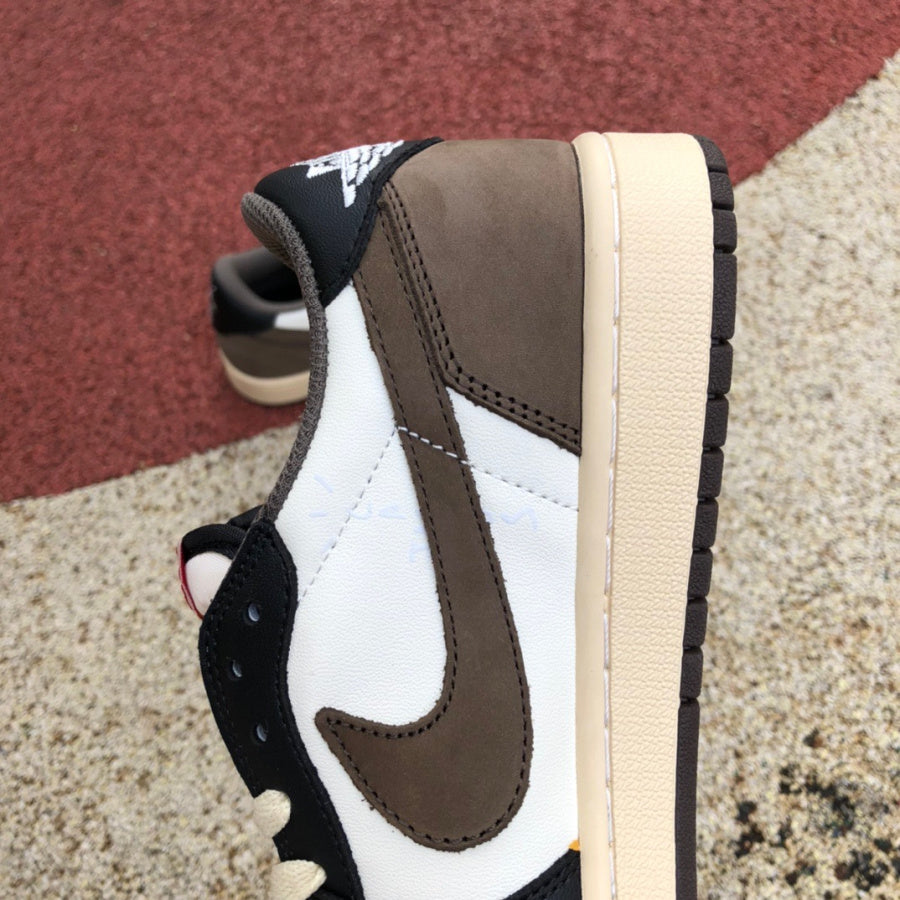 Jordan 1 Low