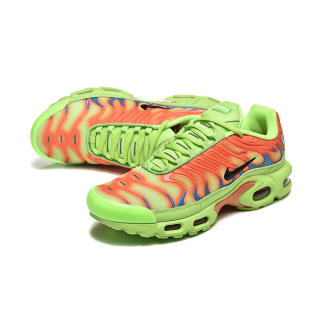 SUPREME x Nike Air Max Tn 1