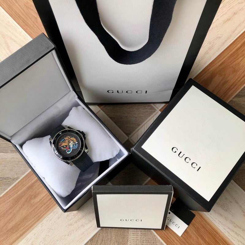 Relógio Gucci