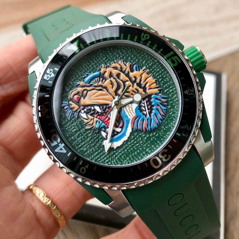 Relógio Gucci