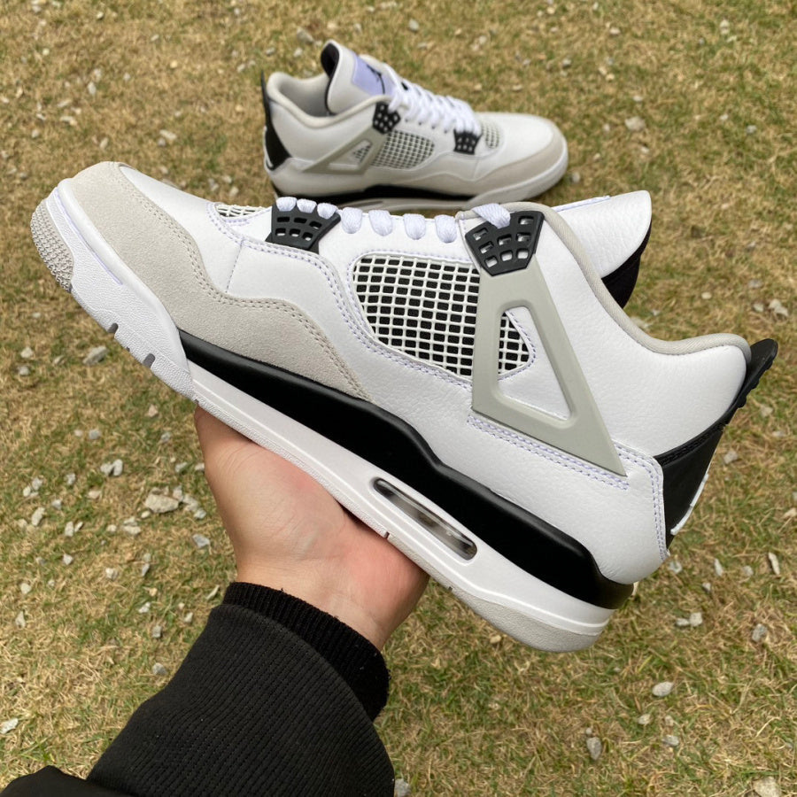 Air Jordan 4
