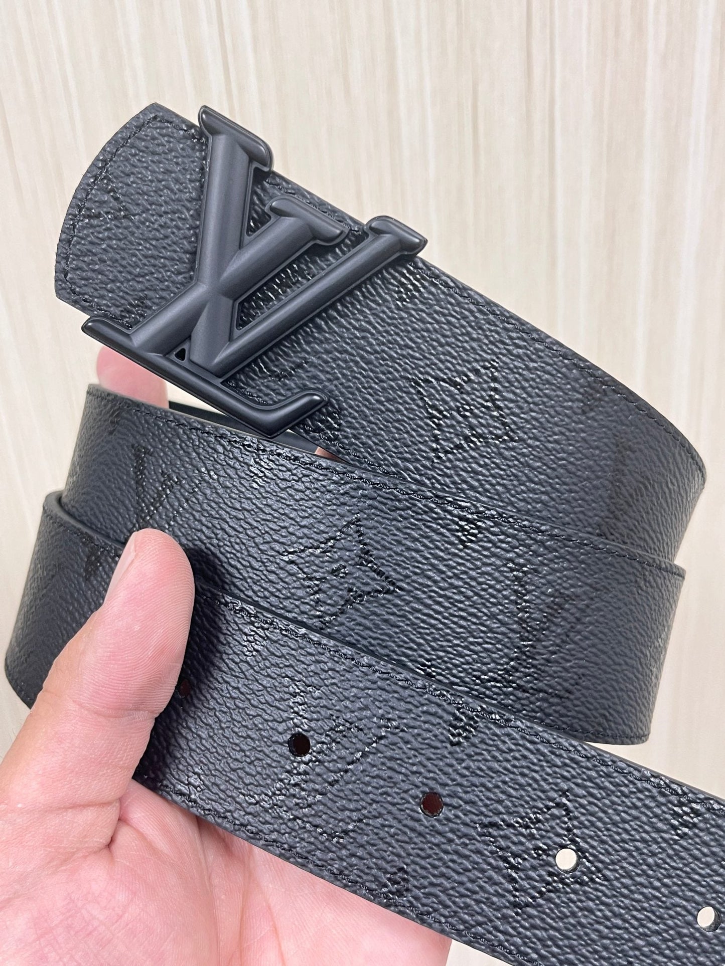 Cinturón Louis Vuitton