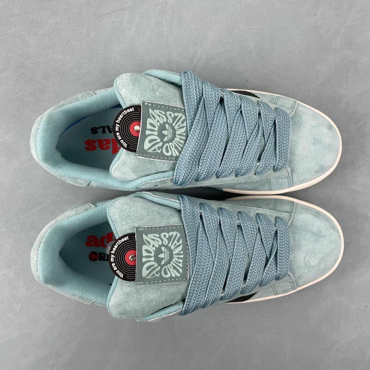 Adidas Campus 00s