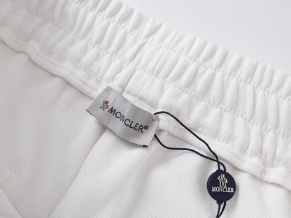 Moncler Corto