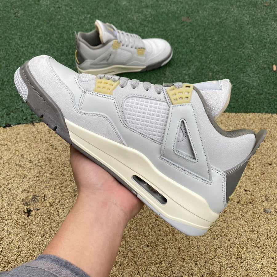 Air Jordan 4