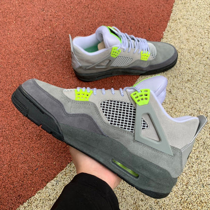 Air Jordan 4