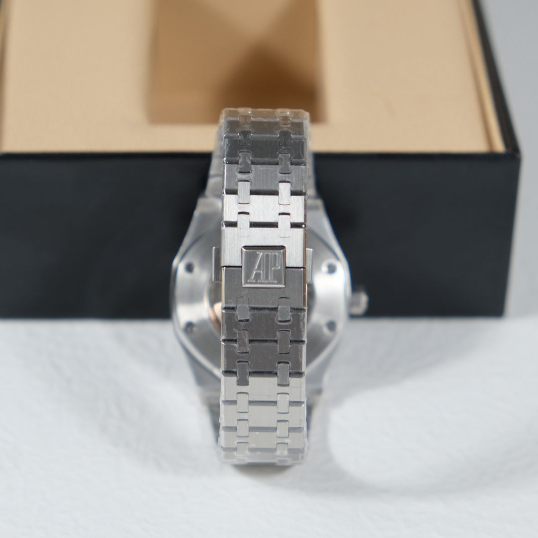 Royal Oak Medium