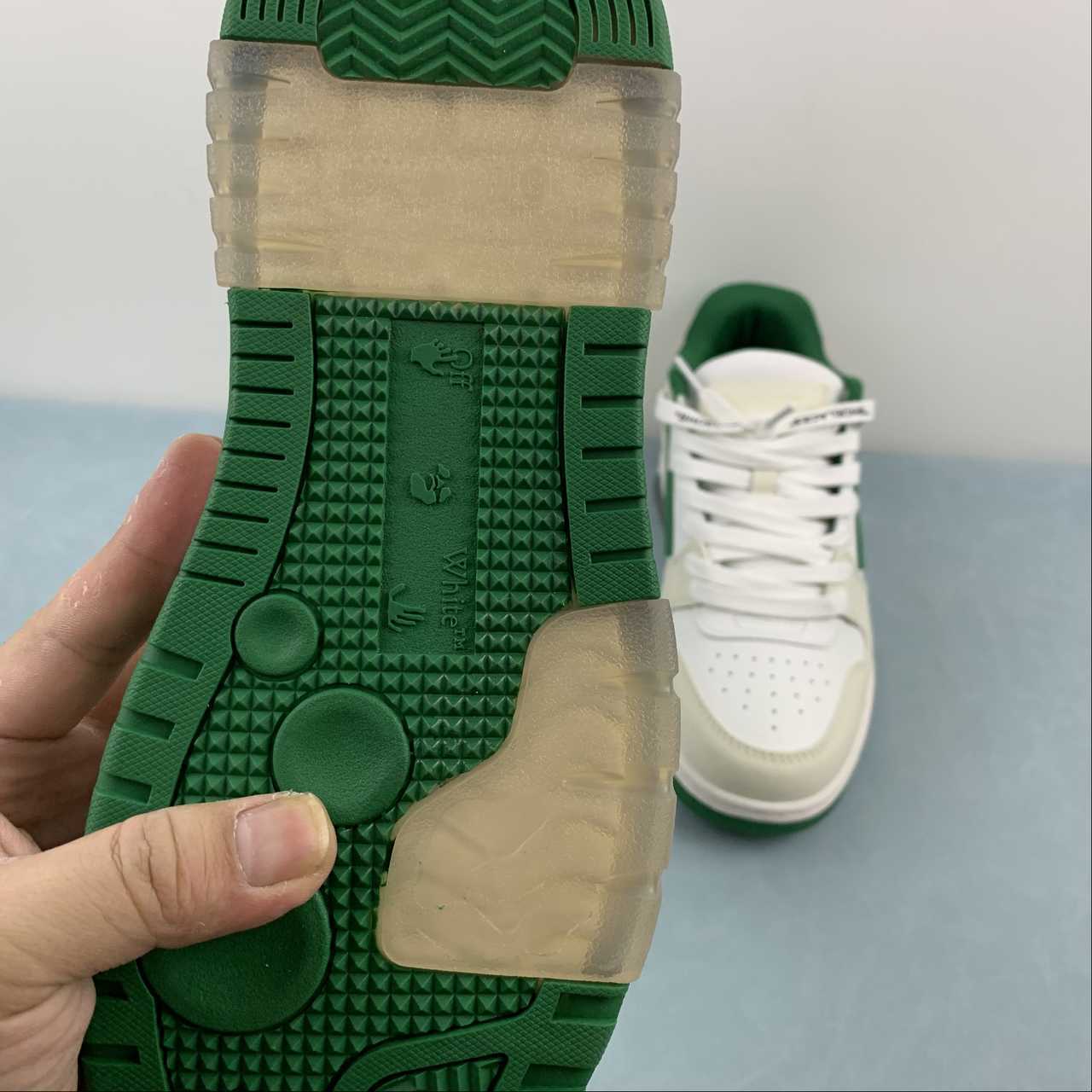 OFF-WHITE Out Of Office "000" Low