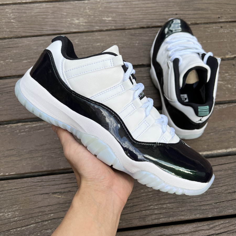 Air Jordan 11
