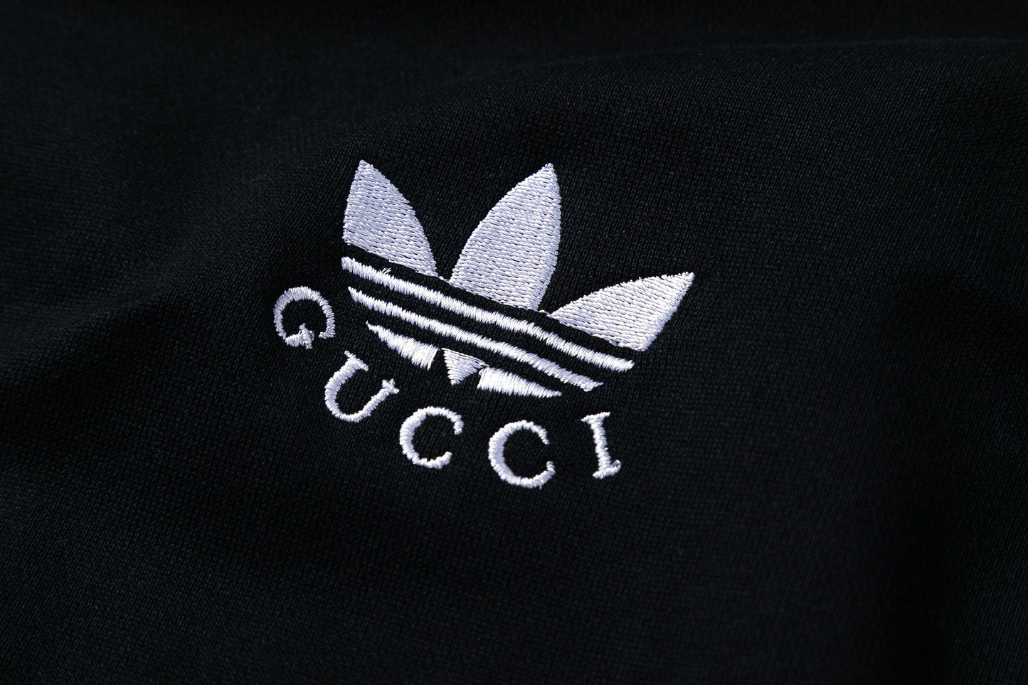 Gucci x Adidas Moletom