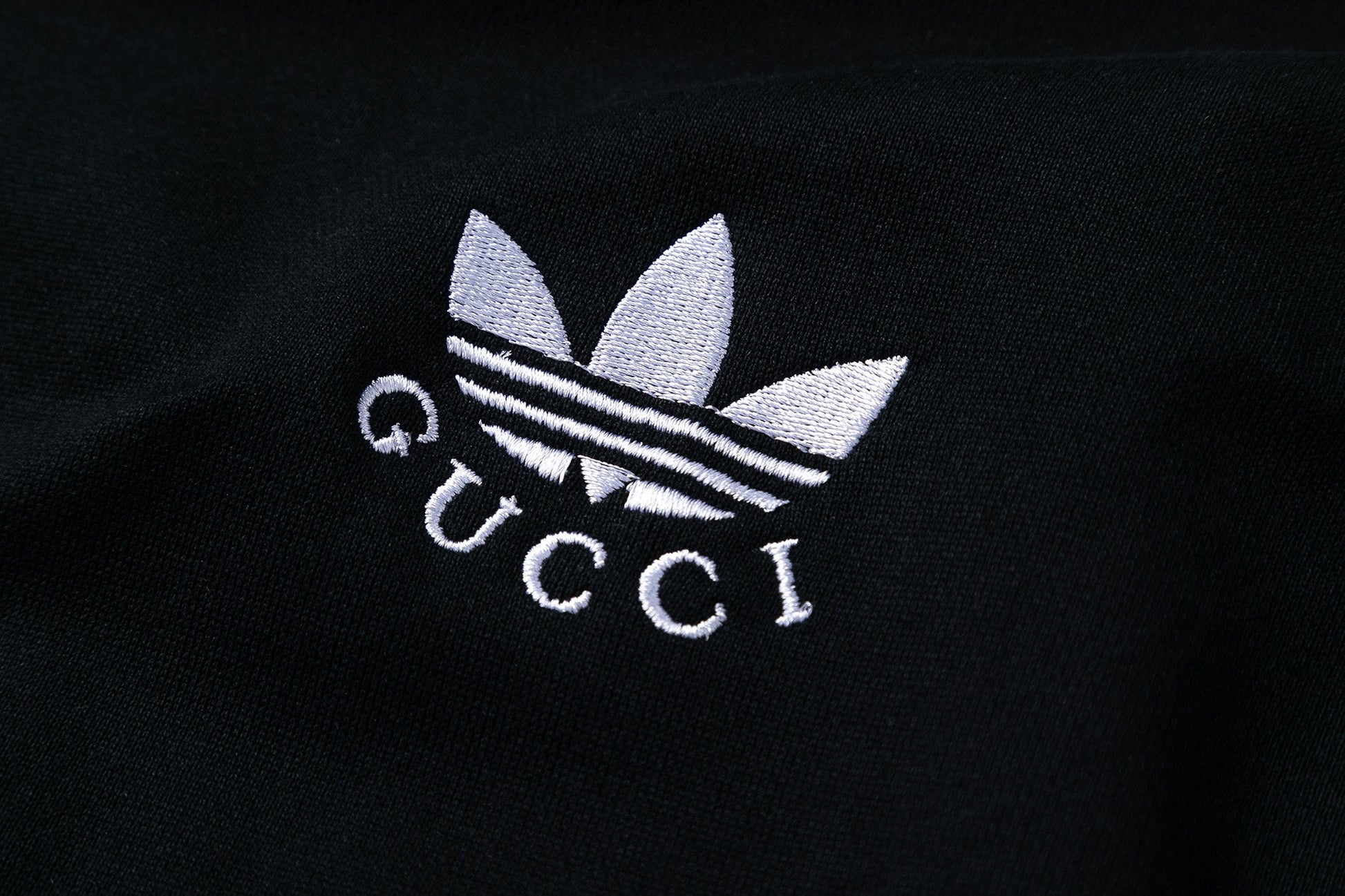 Gucci x Adidas Moletom